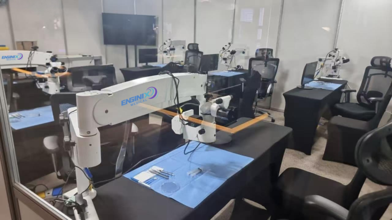Engin Medical Portable LED Ophthalmic Microscope - Image 4